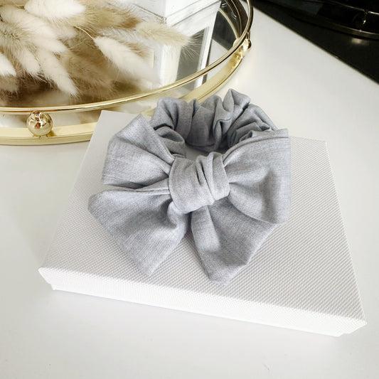 Bow Scrunchie Light Grey Linen Texture